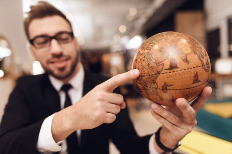 outsourcing translation services