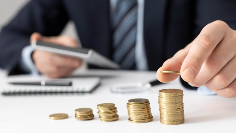 Italian financial translation services